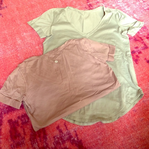 Lululemon Love Tee (2) - Picture 1 of 2